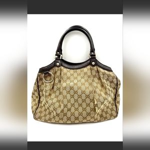 Women's authentic Gucci purse